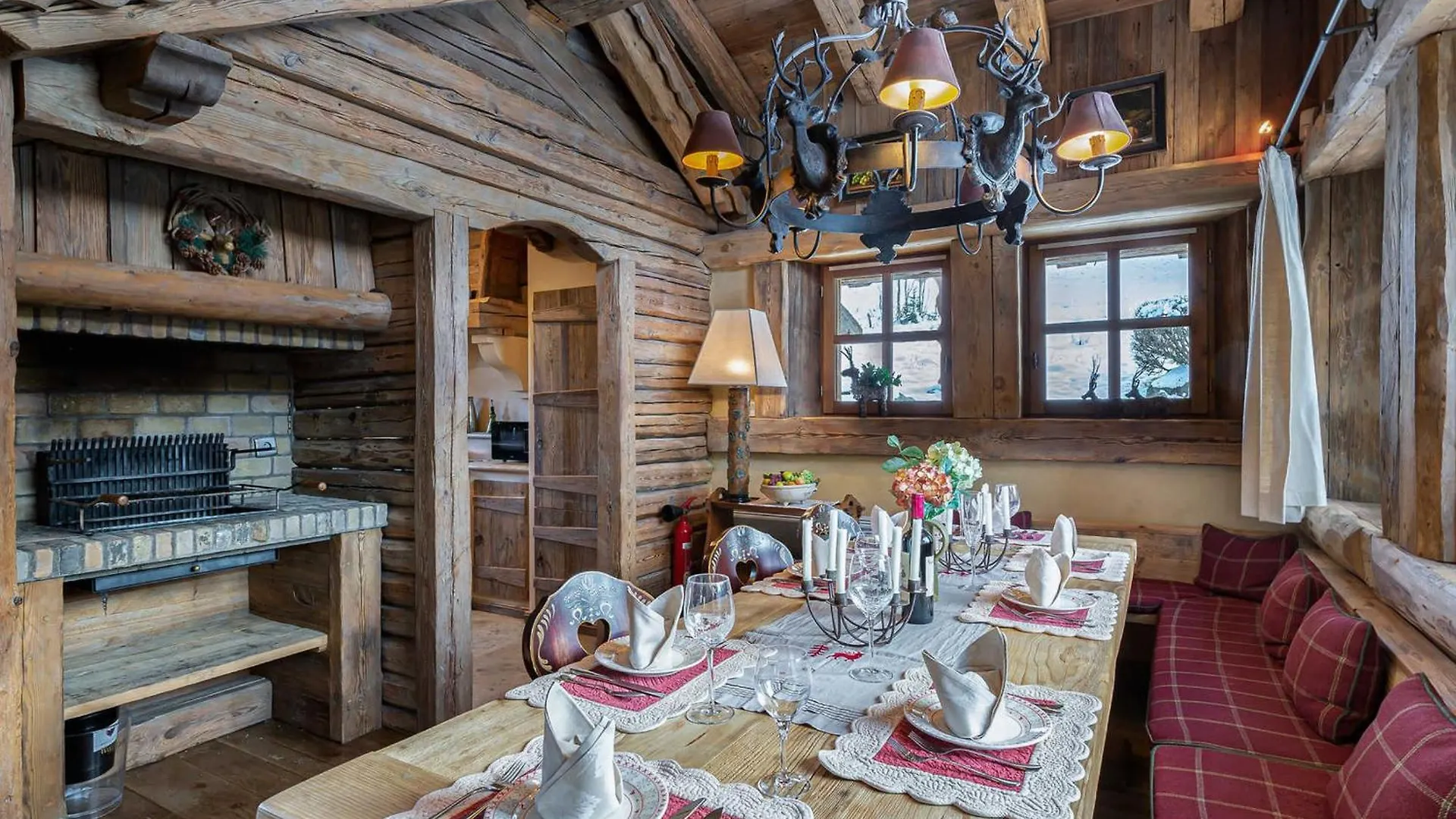 Chalet Montagnard A Rochebrune Avec Jacuzzi, Sauna, 6 Chambres, Proche Des Pistes, Accueil 12 Pers - Fr-1-569-37 Megeve 0*,