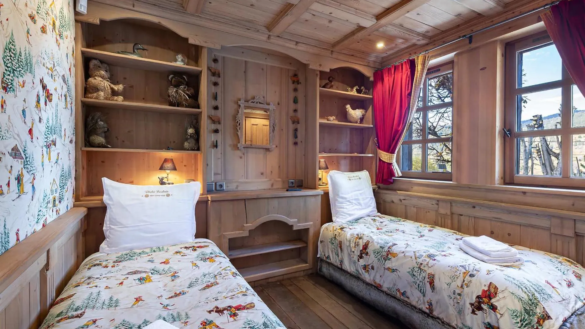 Chalet Montagnard A Rochebrune Avec Jacuzzi, Sauna, 6 Chambres, Proche Des Pistes, Accueil 12 Pers - Fr-1-569-37 Megeve 0*,  France